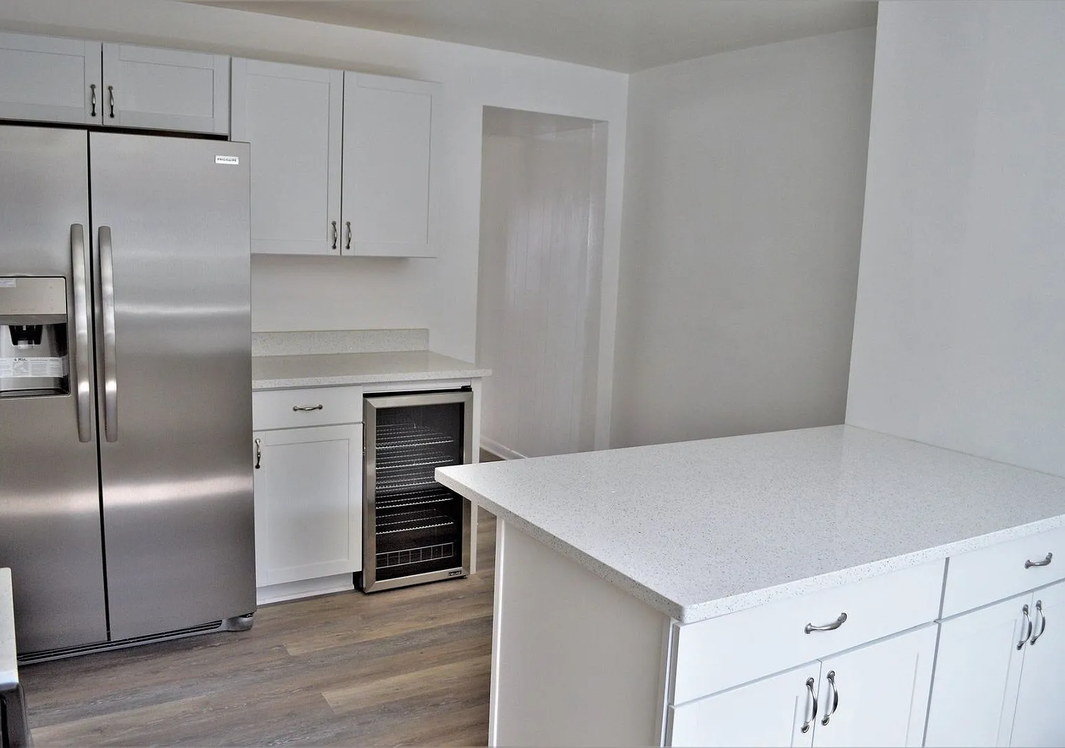 Student Housing - South Side Flats — Photo 3
