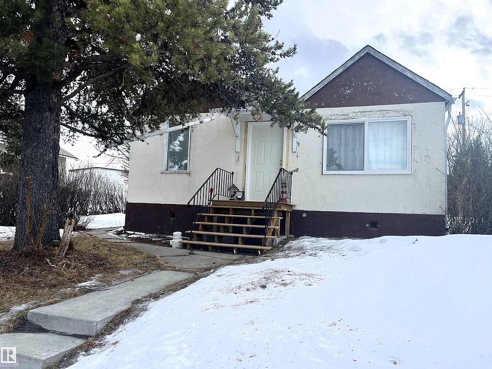 1st image of 4811 48th Ave
