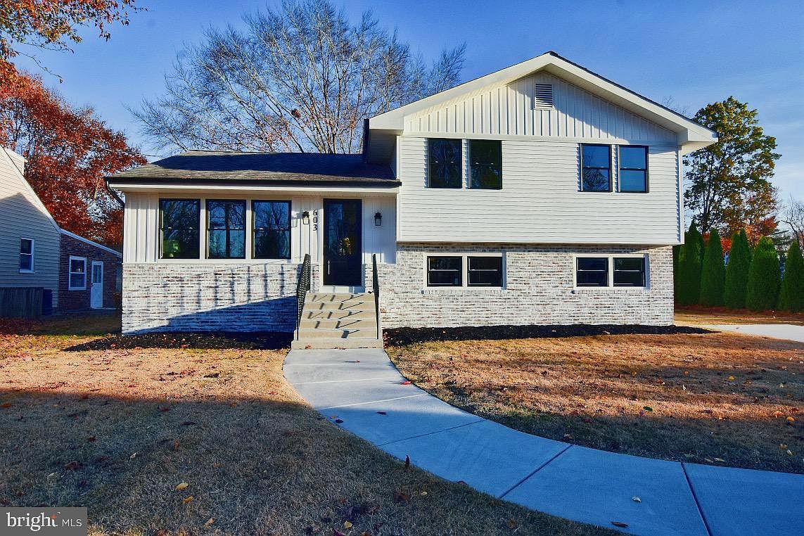 House on the Hill 3点セット 603 Hill St, Mount Joy, PA 17552 | Zillow