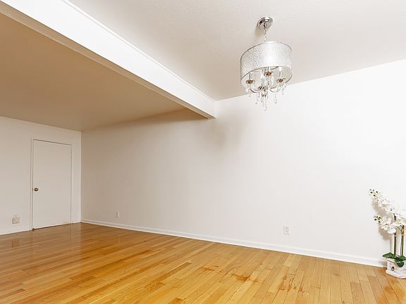 3rd image of 604 E Orange Grove Ave APT C