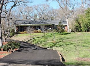 1013 Swanson Dr, Palestine, TX