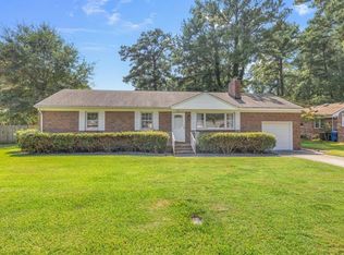 805 Pinecrest Rd, Virginia Beach, VA 23464