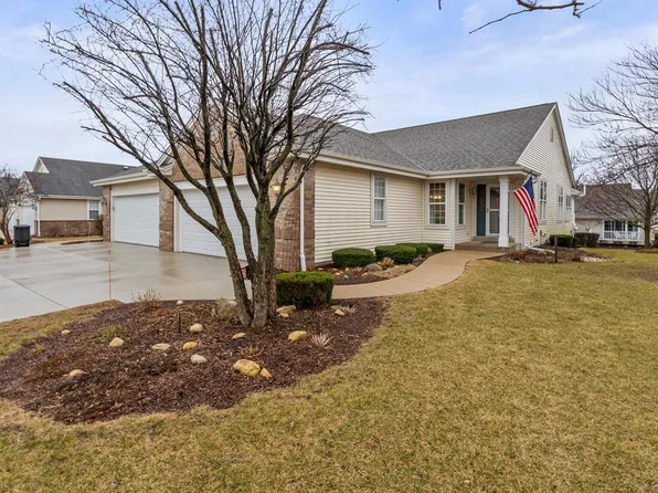 618 Ravenwood COURT #B, Waterford, WI 53185