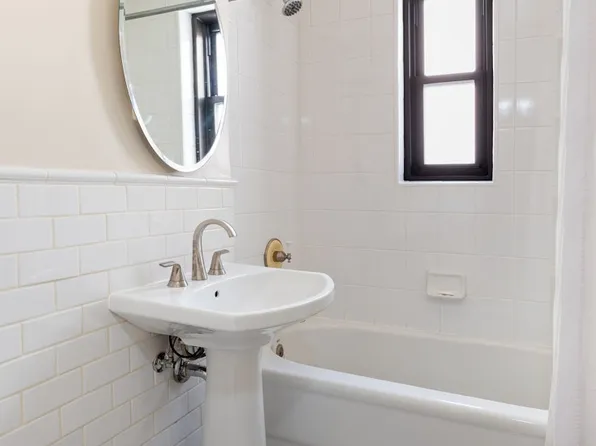 221 East 78th Street 6A image 6 of 7