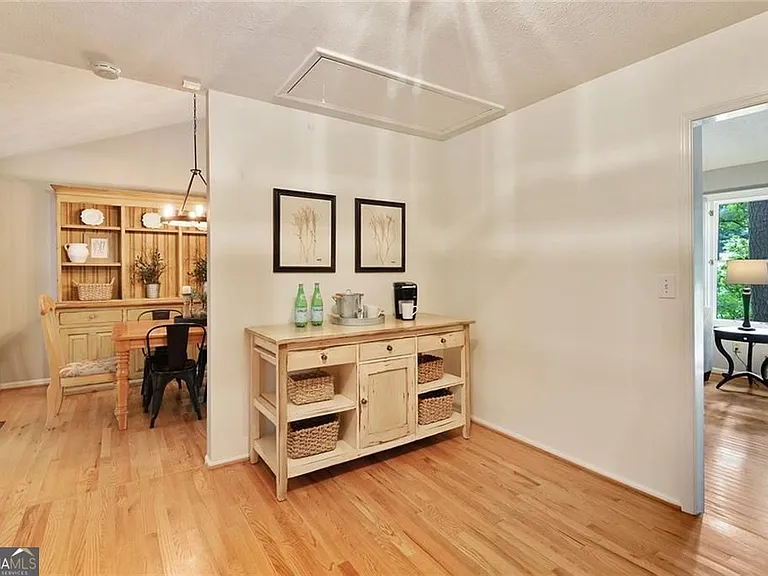 130 Cains Cove Dr — Photo 14