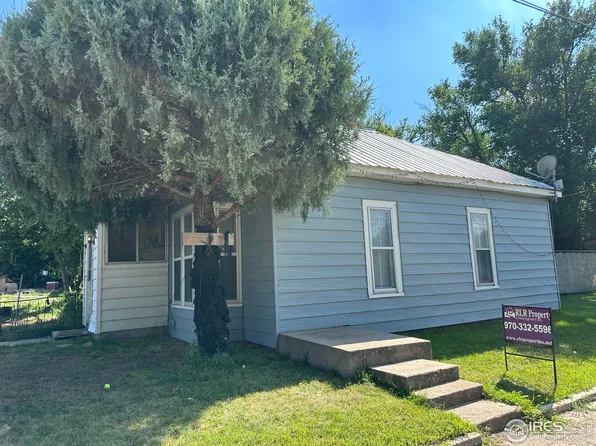 536 E 3rd St, Wray, CO 80758