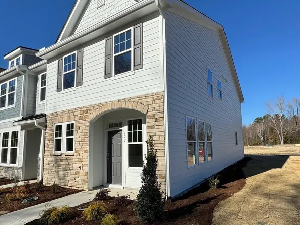 422 La Maison Ave #8, Wendell, NC 27591