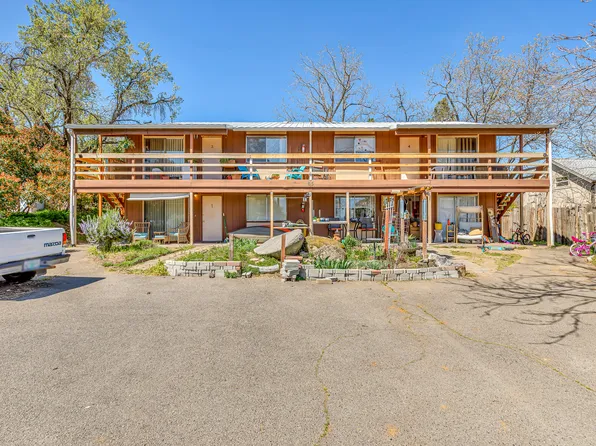 65 Woolen Way, Ashland, OR 97520