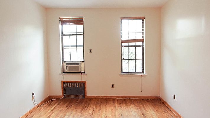 1st image of 269 Melrose St APT 2R