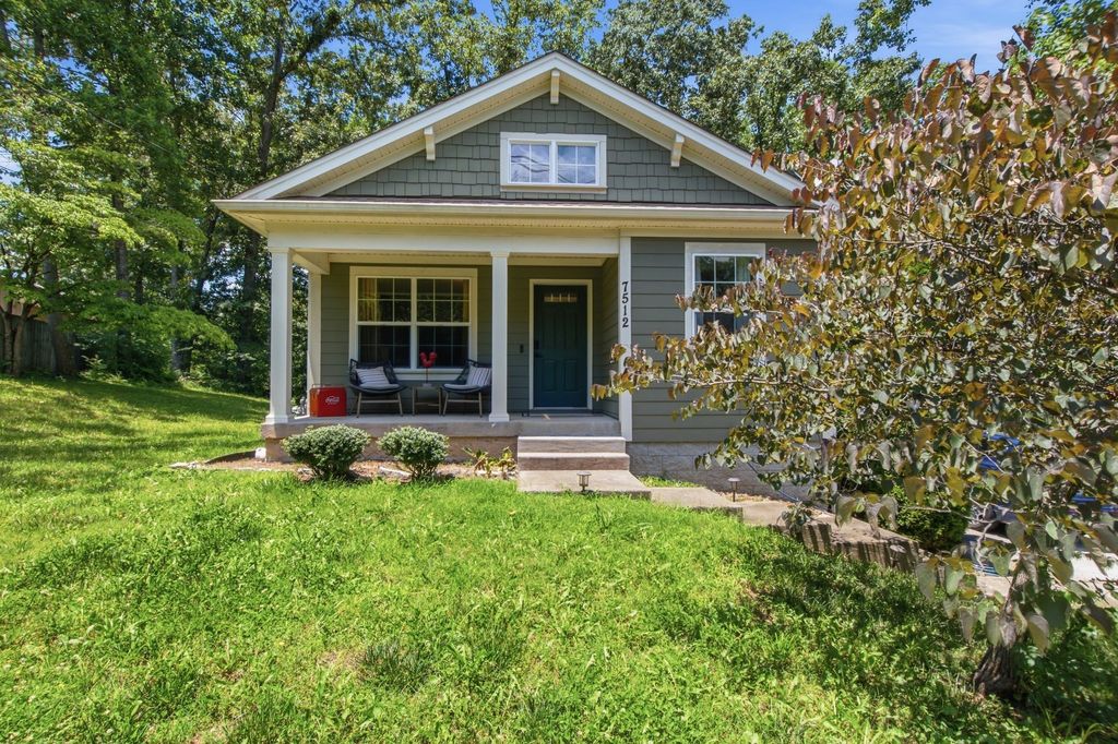 7512 Chester Rd, Fairview, TN - View 2