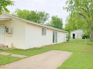 413 N 2nd St, Tecumseh, OK 74873