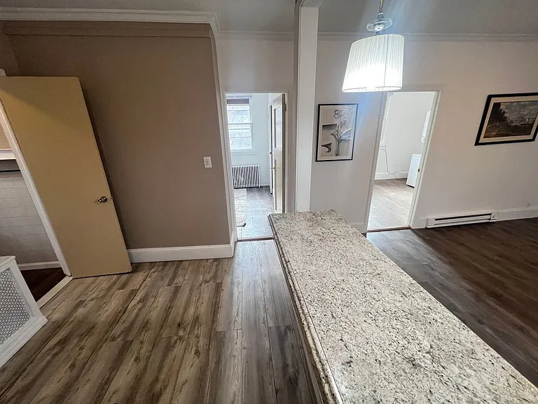 375 Lincoln Blvd #1 — Photo 9