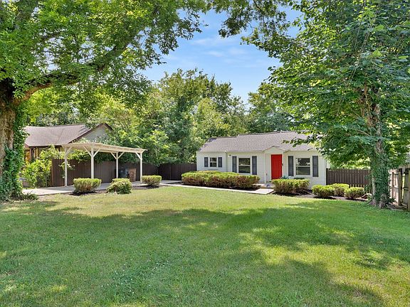 3rd image of 2016 Jones Cir