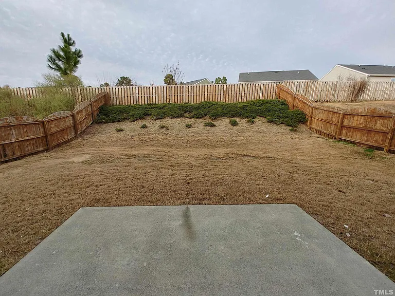 115 Glenview Ln — Photo 25