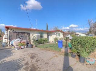 2009 Capri Ave, Mentone, CA 92359