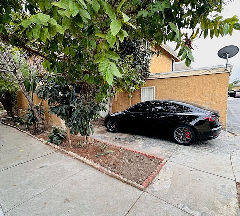 Driveway and garage side view.