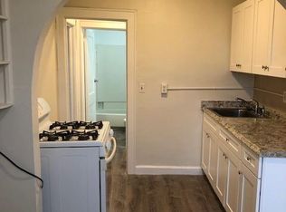 990 Hope St, Stamford, CT 06907