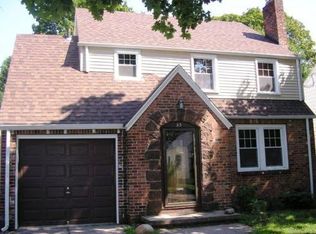 53 Lilac St, Hamden, CT 06511