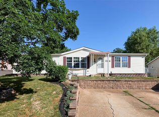 4629 Brennan Woods Dr, High Ridge, MO 63049