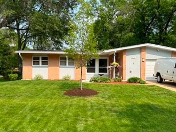5th image of 270 Duquette Ln