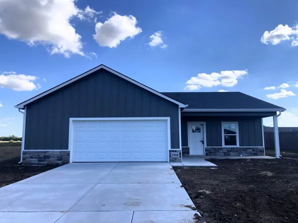 1410 Curtiss Dr, McPherson, KS 67460