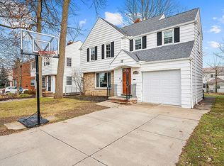 2539 Milton Rd, University Heights, OH