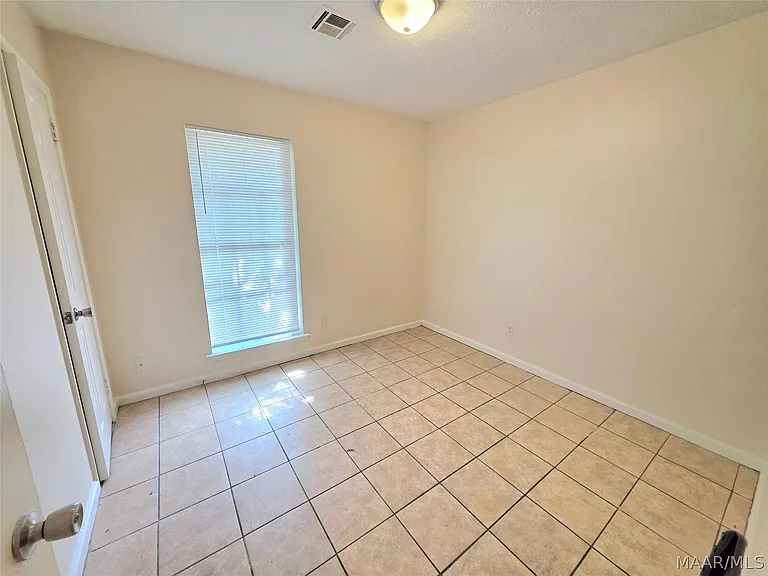 408 Briarbrook Dr — Photo 6