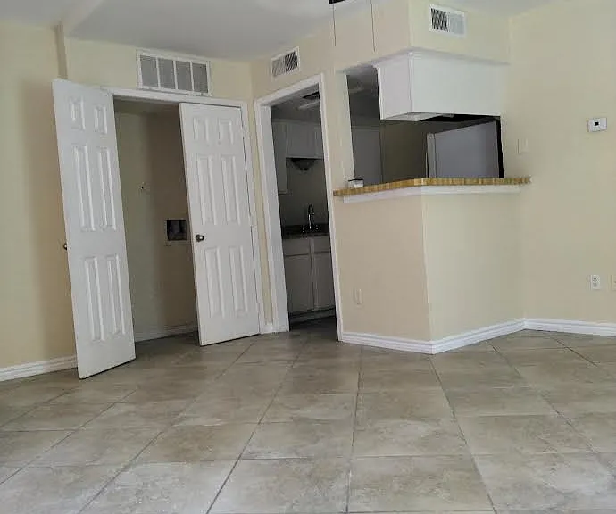 7152 Fair Oaks Ave #1017 — Photo 1