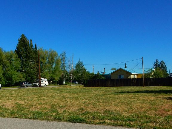 3rd image of NE Corner Wallace & 4th Ave