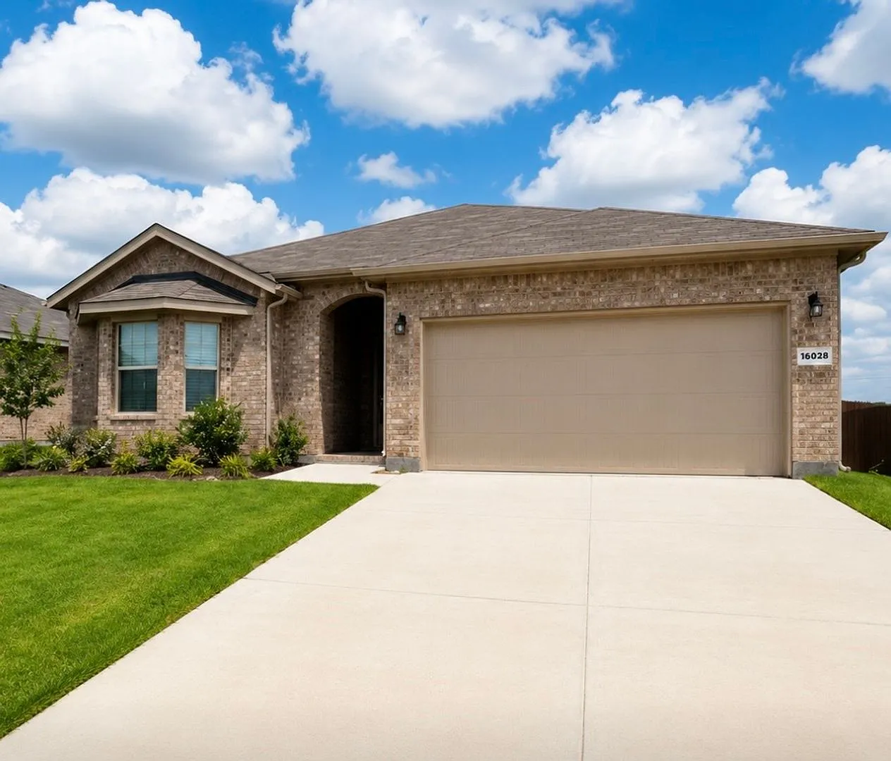4 Bedroom in Trails of Elizabeth Creek — Photo 1