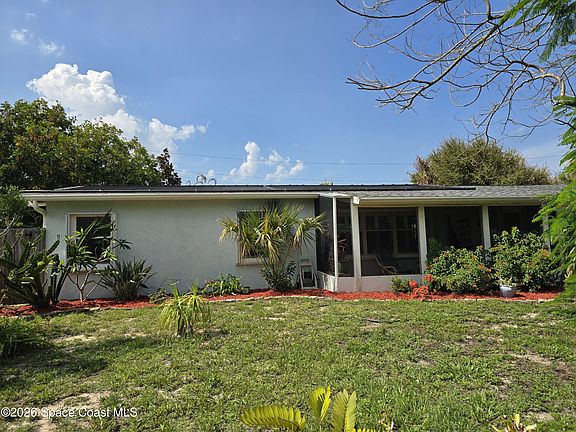 4th image of 340 Avenida Del Sol