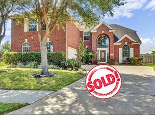 437 Twin Timbers Ln, Kemah, TX 77565