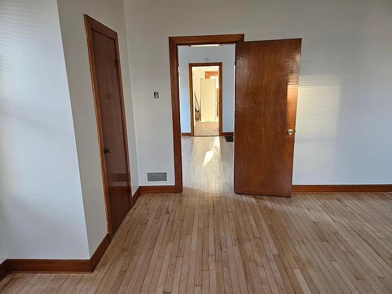 19 York St #19 — Photo 5