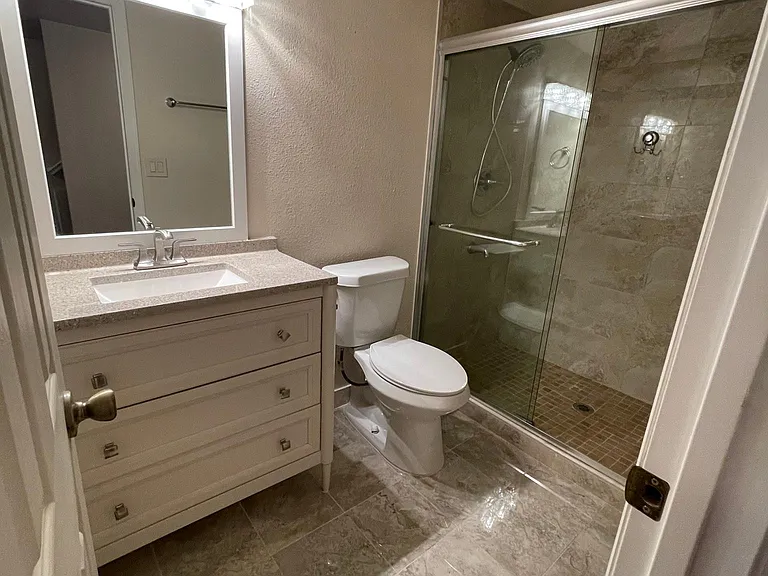 8288 S Fillmore Cir — Photo 11