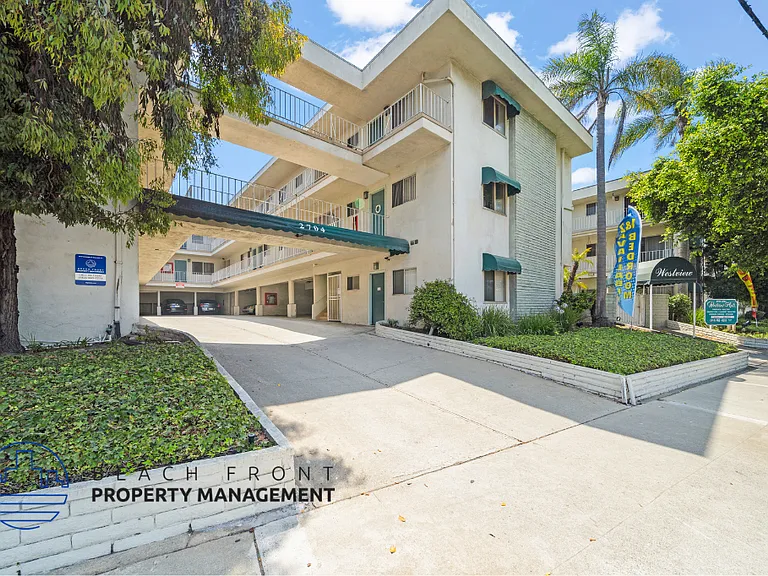 2700 Aviation Blvd #2704 — Photo 25