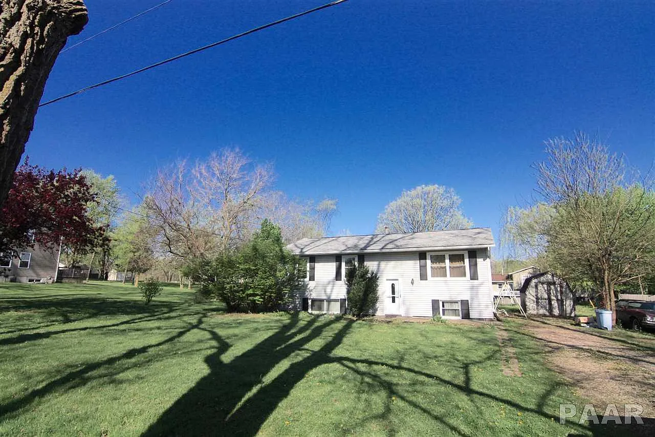2037 N Aspen Rd photo 1