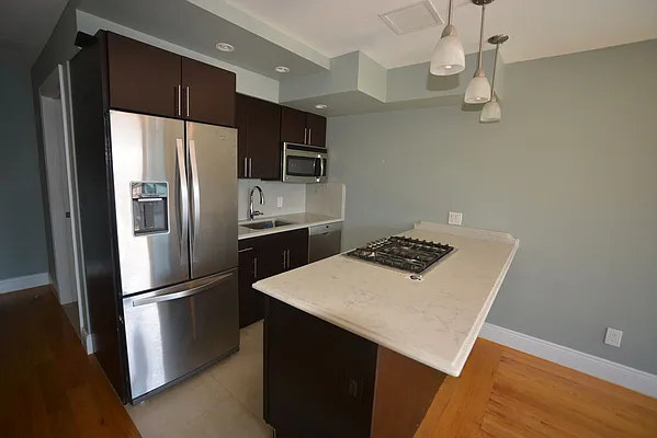 Rented by Voro, LLC | media 23