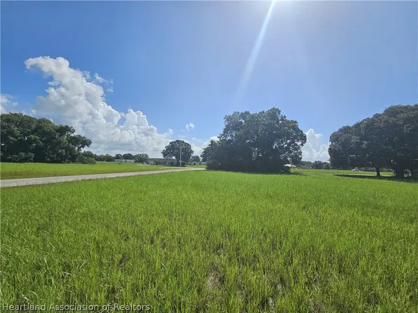 8324 Pine Glen Rd, Sebring, FL 33876