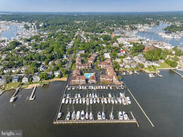 23 Chesapeake Lndg, Annapolis, MD 21403