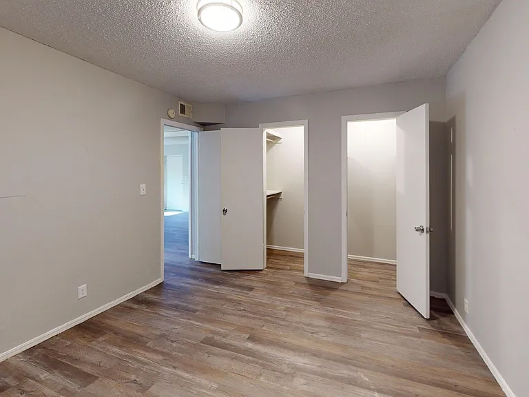 Autumn Ridge Apartments — Photo 58