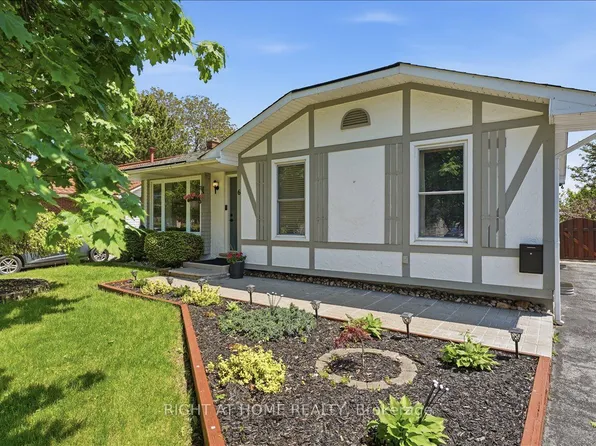 6 Willcher Dr, Saint Catharines, ON L2M 7C8