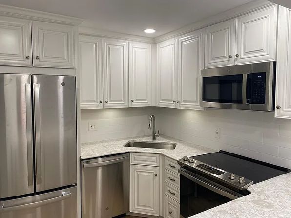 9156 Robin Ct
