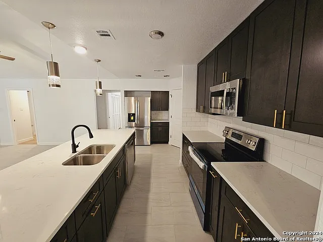 6700 Yellow Rose St — Photo 14