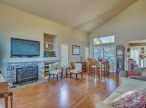 Captivated open living space