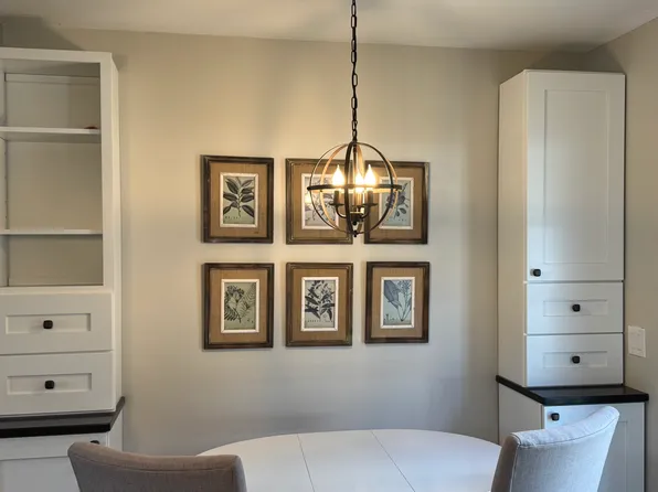 14 Newington Ave, Gansevoort, NY 12831