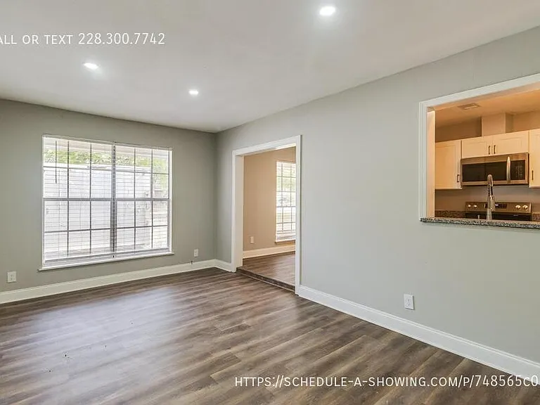 16201 Cervantes Ct — Photo 7