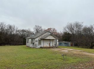 903 E Wolf St, Madill, OK 73446
