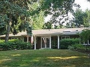 914 Dowling Rd, Bloomfield Hills, MI 48304