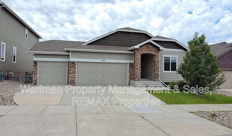 907 Salmon Pond Way — Photo 1