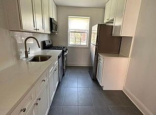 34-01 77th St #5, Jackson Heights, NY 11372